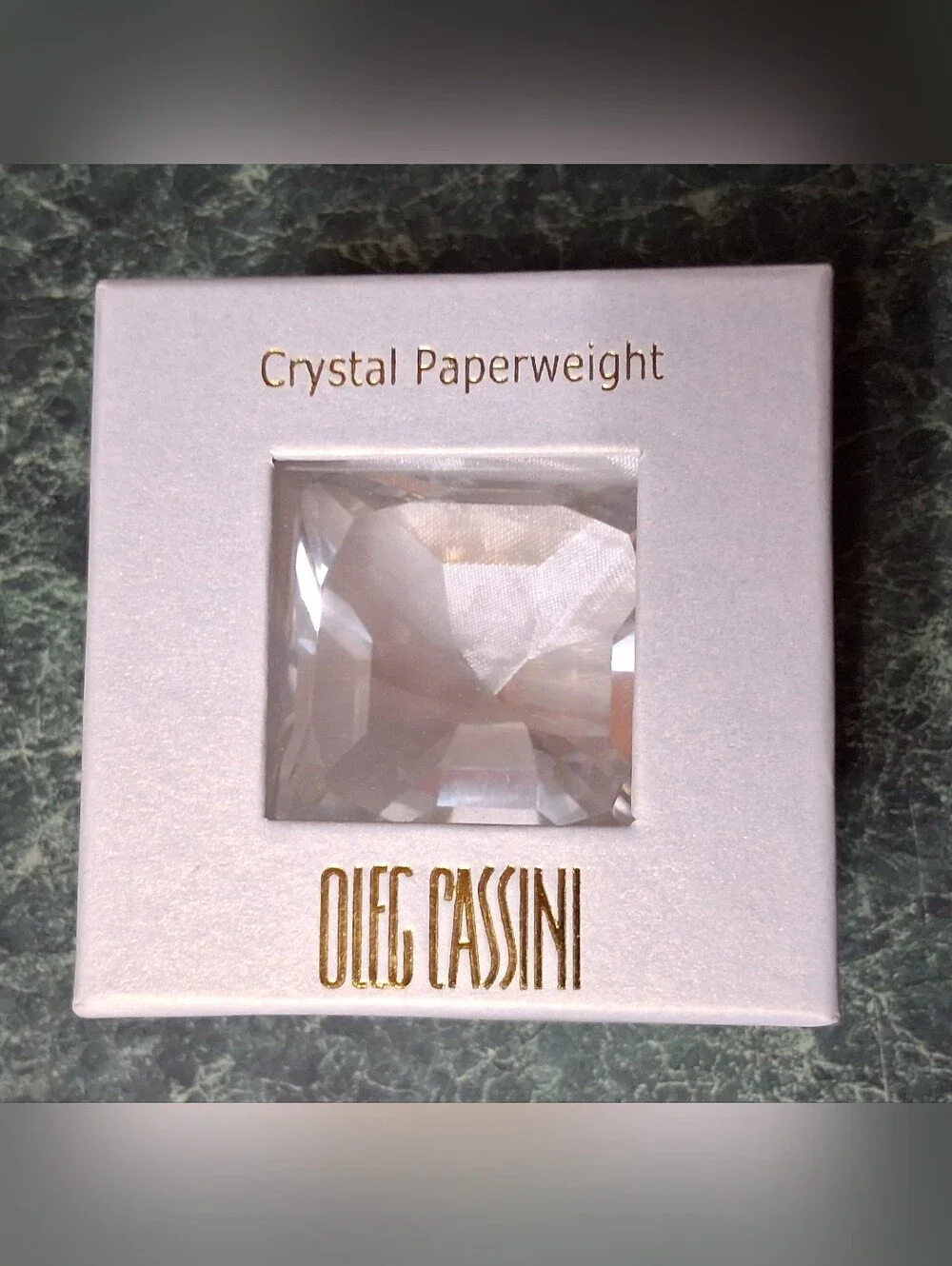 NIB Oleg Cassini Crystal Paperweight Diamond Asscher 2